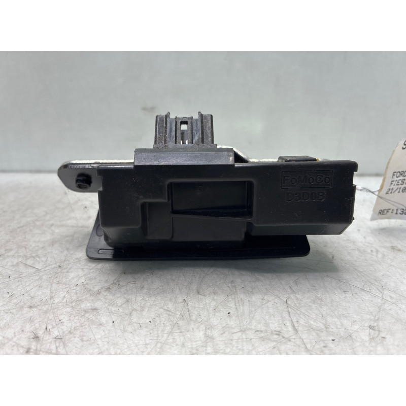 Serrure de coffre FORD FIESTA 6 Photo n°4