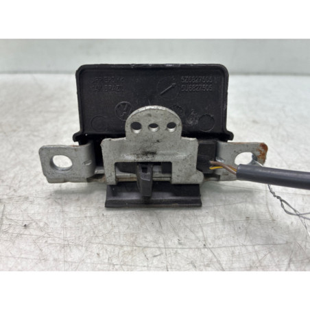 Serrure de coffre VOLKSWAGEN FOX Photo n°1