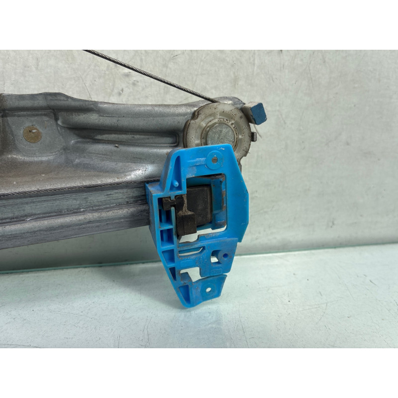 Leve vitre electrique avant gauche RENAULT MODUS Photo n°3