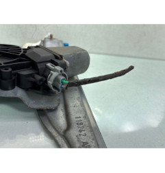 Leve vitre electrique avant droit RENAULT MODUS Photo n°1