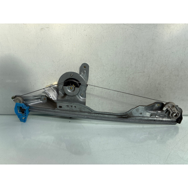 Leve vitre electrique avant droit RENAULT MODUS Photo n°4
