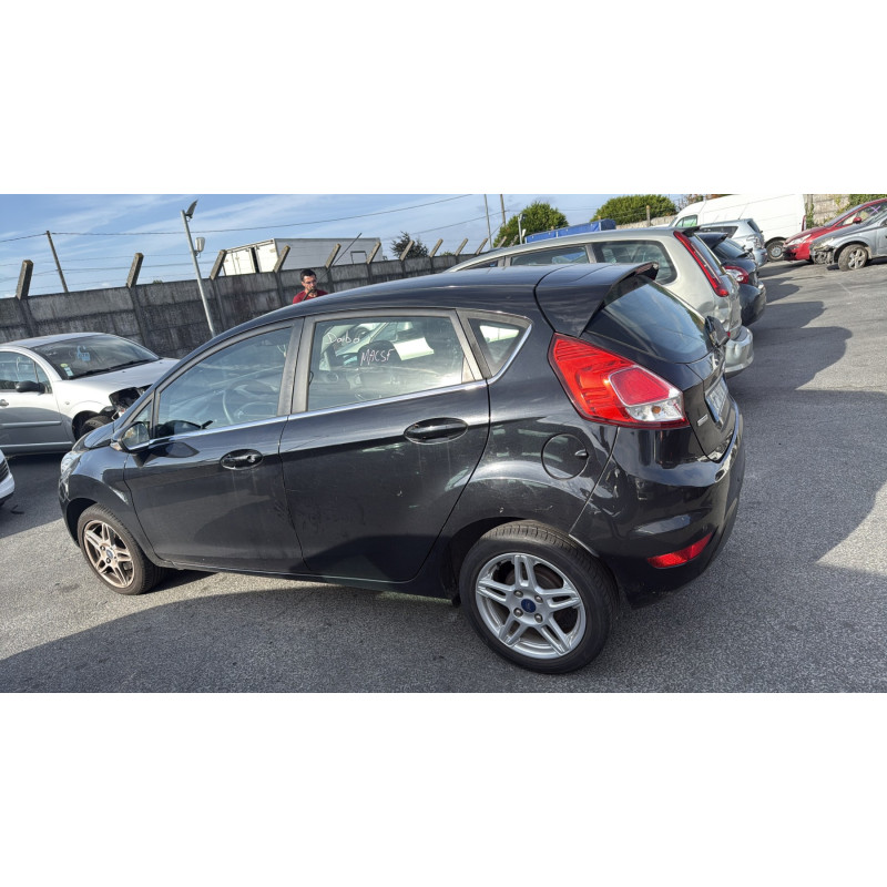 Capot FORD FIESTA 6 Photo n°11