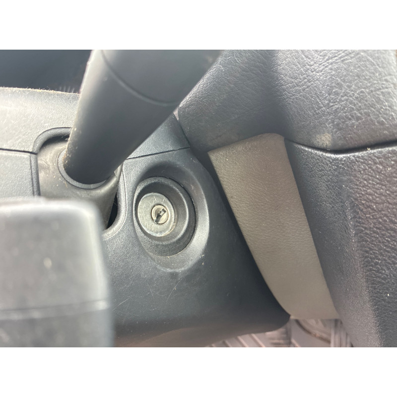 Serrure de coffre RENAULT CLIO 2 Photo n°12