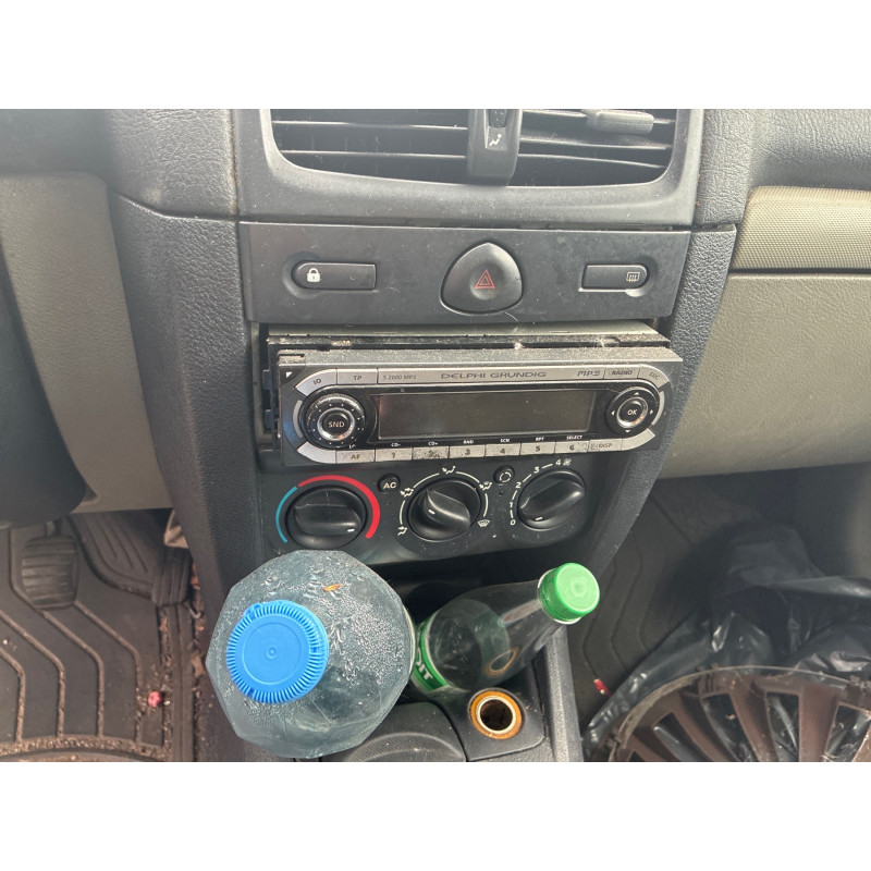 Serrure de coffre RENAULT CLIO 2 Photo n°16