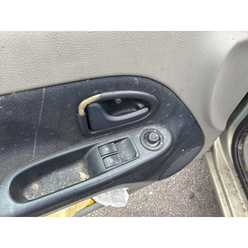 Serrure de coffre RENAULT CLIO 2 Photo n°18