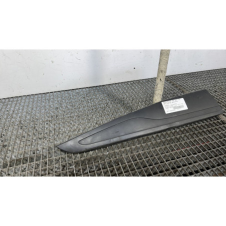 Baguette de porte arriere gauche RENAULT CLIO 4 Photo n°1