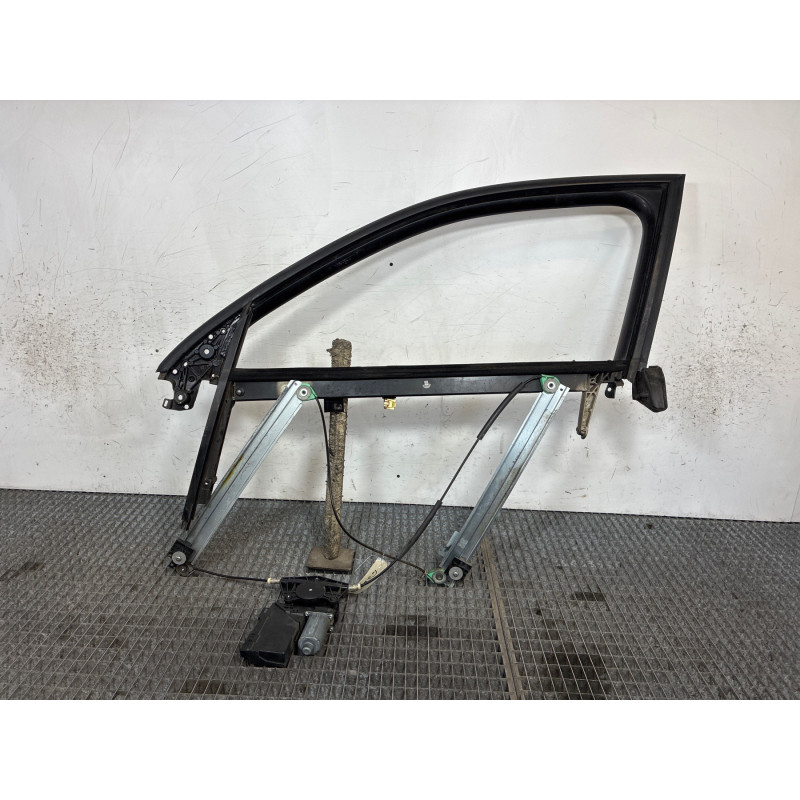 Leve vitre electrique avant gauche AUDI A4 2 Photo n°4