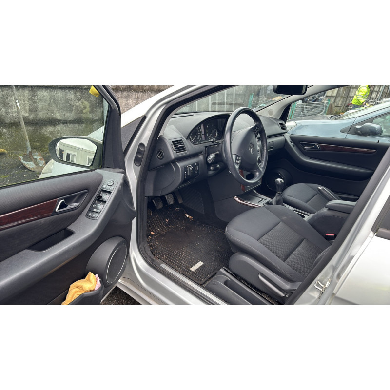 Serrure avant droit MERCEDES CLASSE A 169 Photo n°16