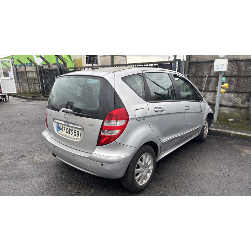 Serrure avant gauche MERCEDES CLASSE A 169 Photo n°10