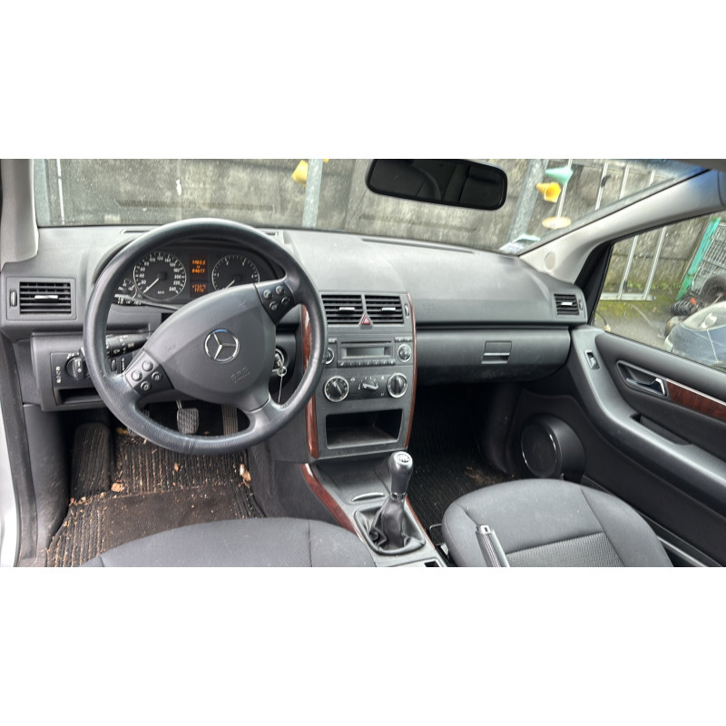Neiman MERCEDES CLASSE A 169 Photo n°19