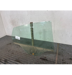 Vitre arriere droit FORD FIESTA 6