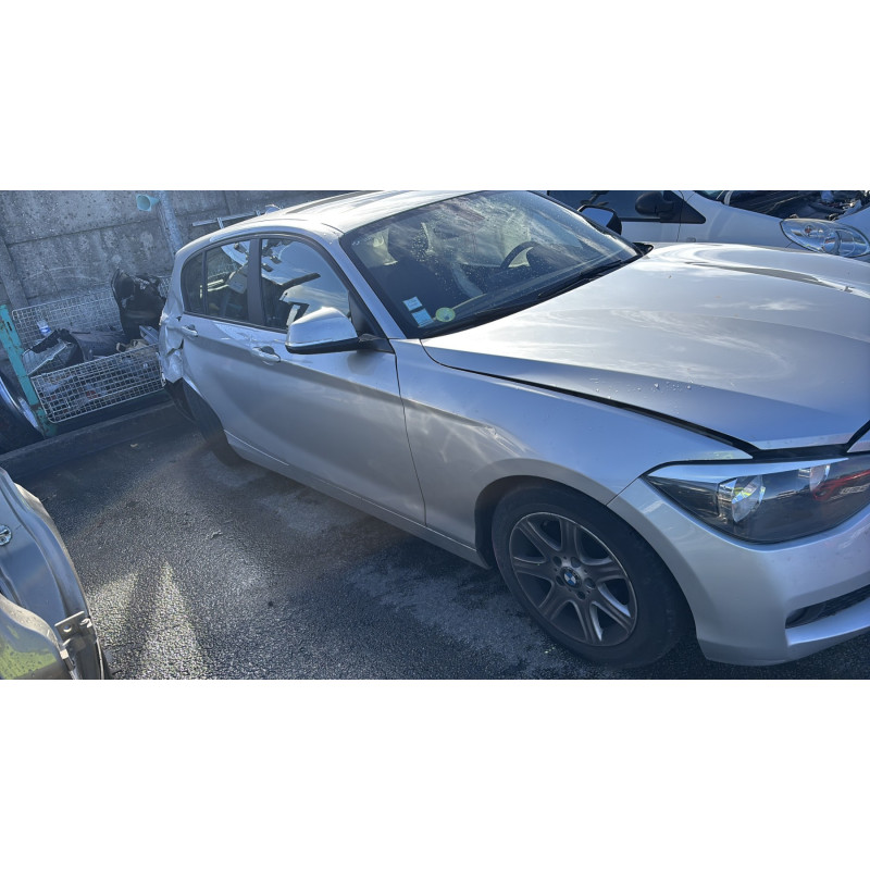 Pare boue avant gauche BMW SERIE 1 F20 Photo n°10