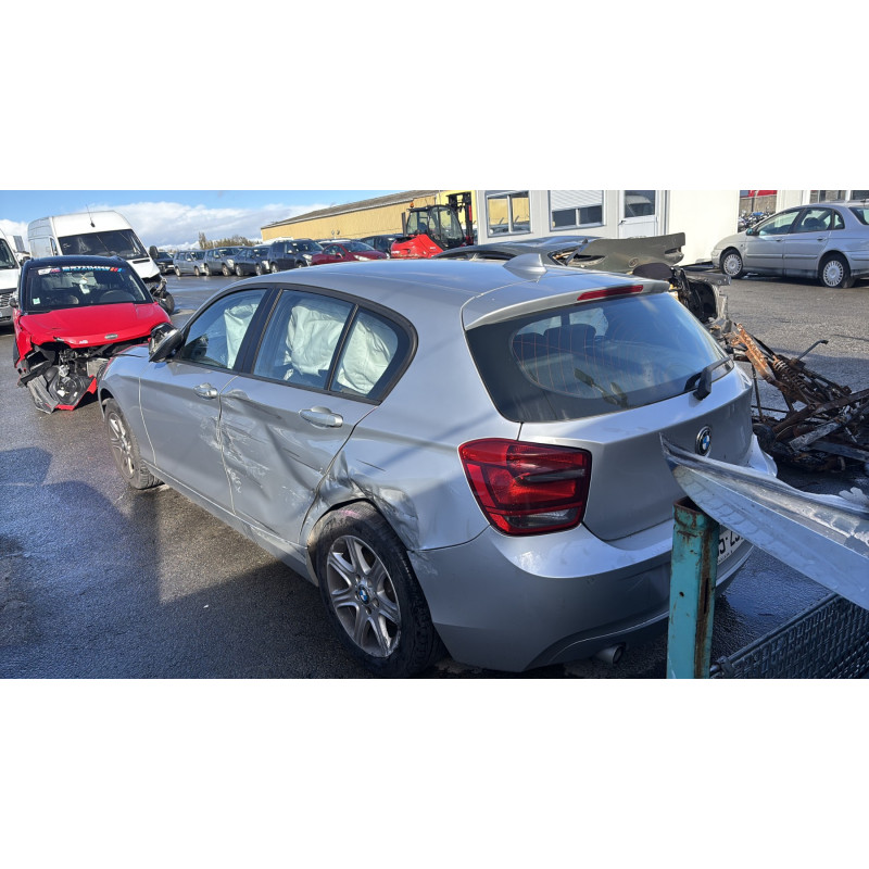 Pare boue avant droit BMW SERIE 1 F20 Photo n°8