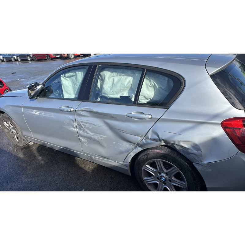 Pare boue avant droit BMW SERIE 1 F20 Photo n°9