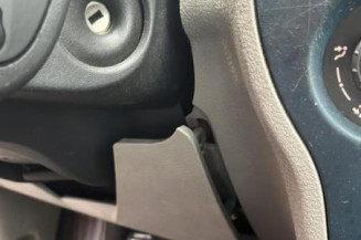 Pretensionneur de ceinture avant droit RENAULT MODUS