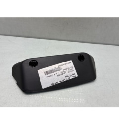 Feu arriere stop central TOYOTA YARIS 2
