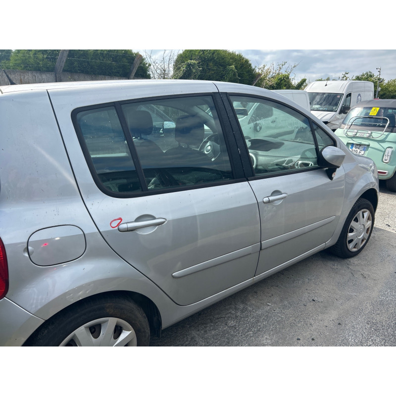 Malle/Hayon arriere RENAULT MODUS Photo n°6