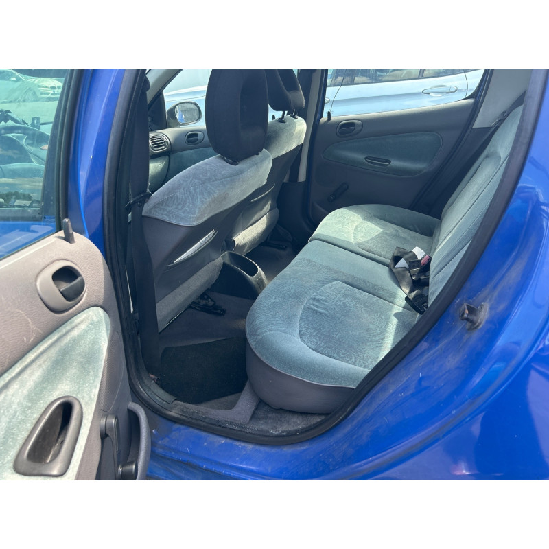 Poignee porte arriere droit PEUGEOT 206 Photo n°13