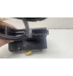Serrure avant droit FORD FIESTA 5