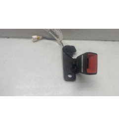 Attache ceinture arriere droit FIAT 500X