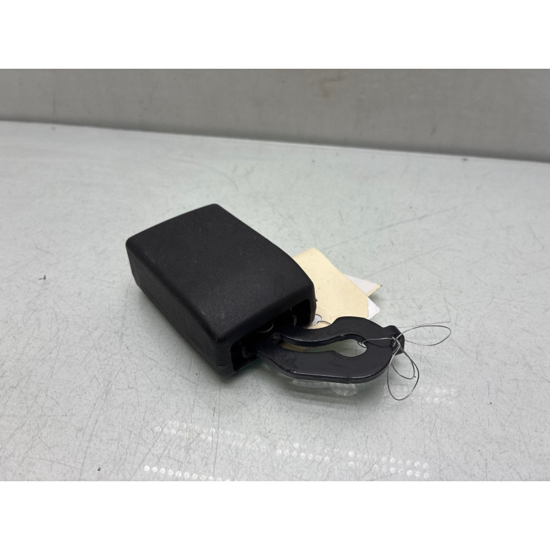 Attache ceinture arriere droit PEUGEOT PARTNER 2 Photo n°2