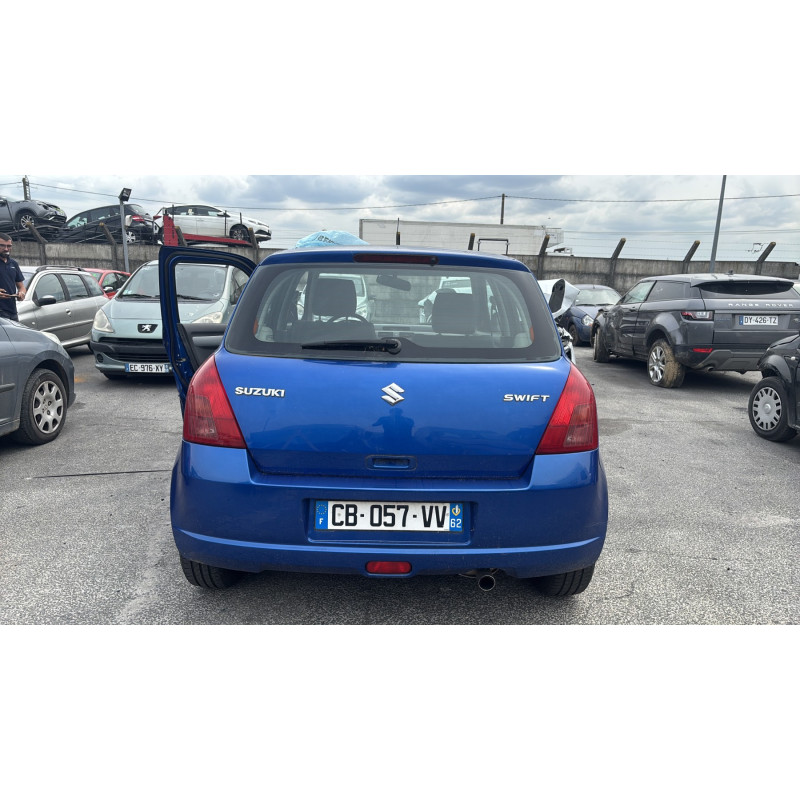 Pivot de moyeu avant droit SUZUKI SWIFT 3 Photo n°8