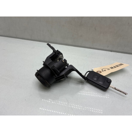 Bouton de coffre MERCEDES CLASSE A 168 Photo n°1
