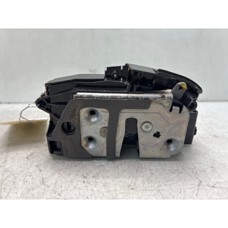 Serrure arriere droit FORD FIESTA 6 Photo n°3