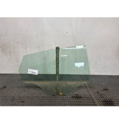 Vitre arriere droit FORD FIESTA 6 Photo n°1