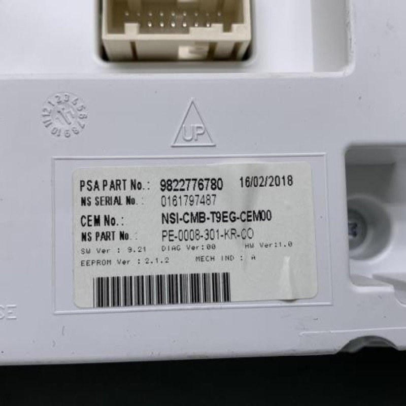Compteur PEUGEOT 308 2 Photo n°4