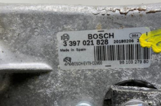 Moteur essuie glace avant PEUGEOT 308 2