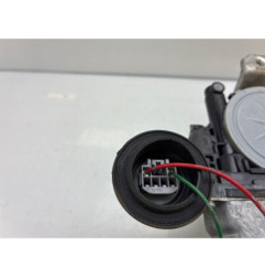 Leve vitre electrique avant gauche SUZUKI SWIFT 3