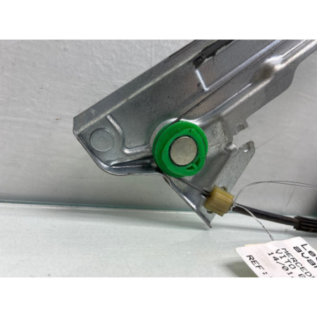 Leve vitre electrique avant droit MERCEDES VITO 639 Photo n°1