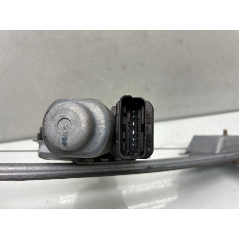 Leve vitre electrique arriere droit RENAULT SCENIC 2 Photo n°3