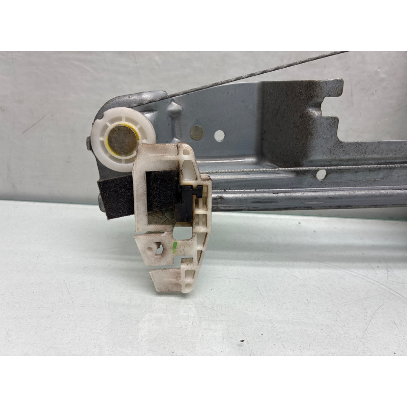Leve vitre electrique arriere droit RENAULT SCENIC 2 Photo n°5