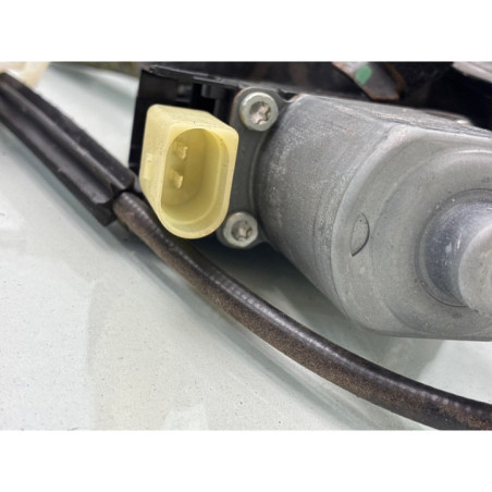 Leve vitre electrique avant gauche MINI MINI 2 R56 Photo n°1