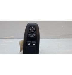 Interrupteur de leve vitre avant gauche PEUGEOT 208 1