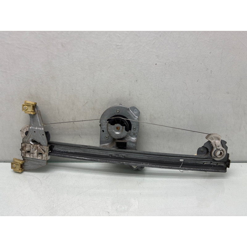 Leve vitre electrique avant droit PEUGEOT 107 Photo n°4