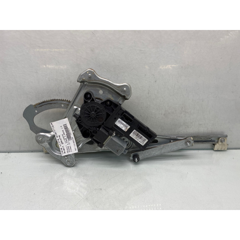 Leve vitre electrique avant gauche RENAULT MEGANE 3 Photo n°1
