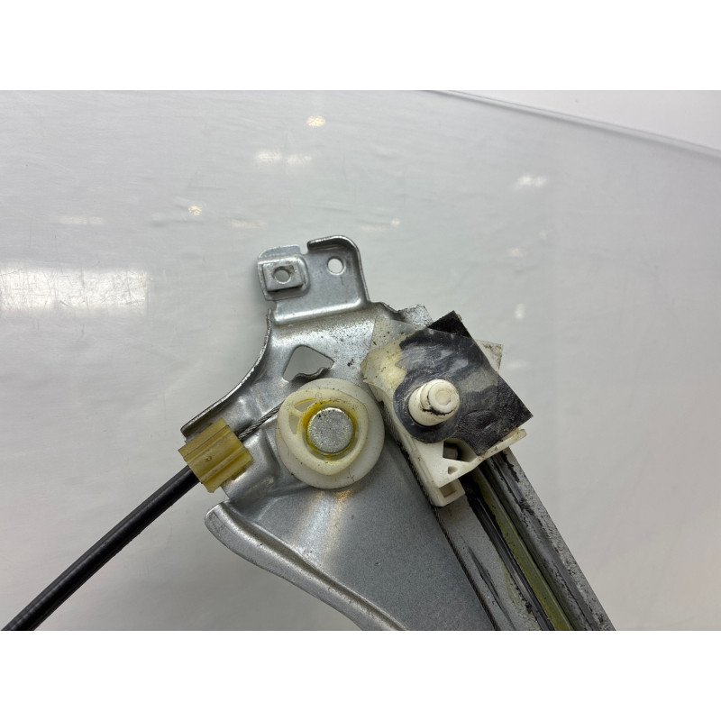 Leve vitre electrique avant droit RENAULT CLIO 3 Photo n°7