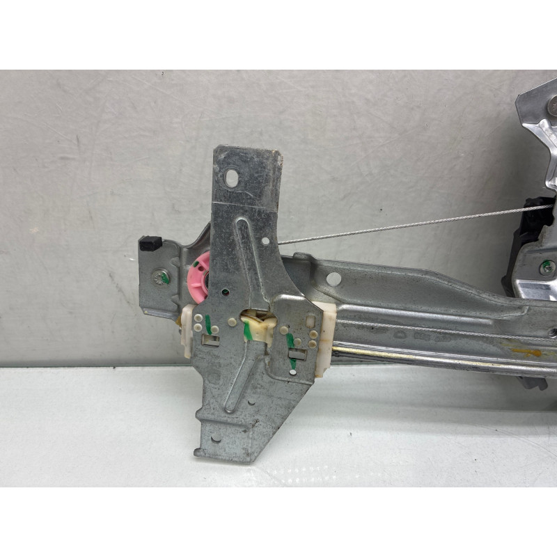 Leve vitre electrique arriere droit CITROEN C3 PICASSO Photo n°4
