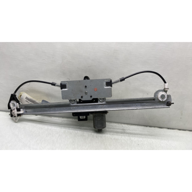 Leve vitre electrique avant droit PEUGEOT BIPPER Photo n°1