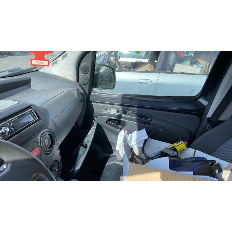 Leve vitre electrique avant droit PEUGEOT BIPPER Photo n°12