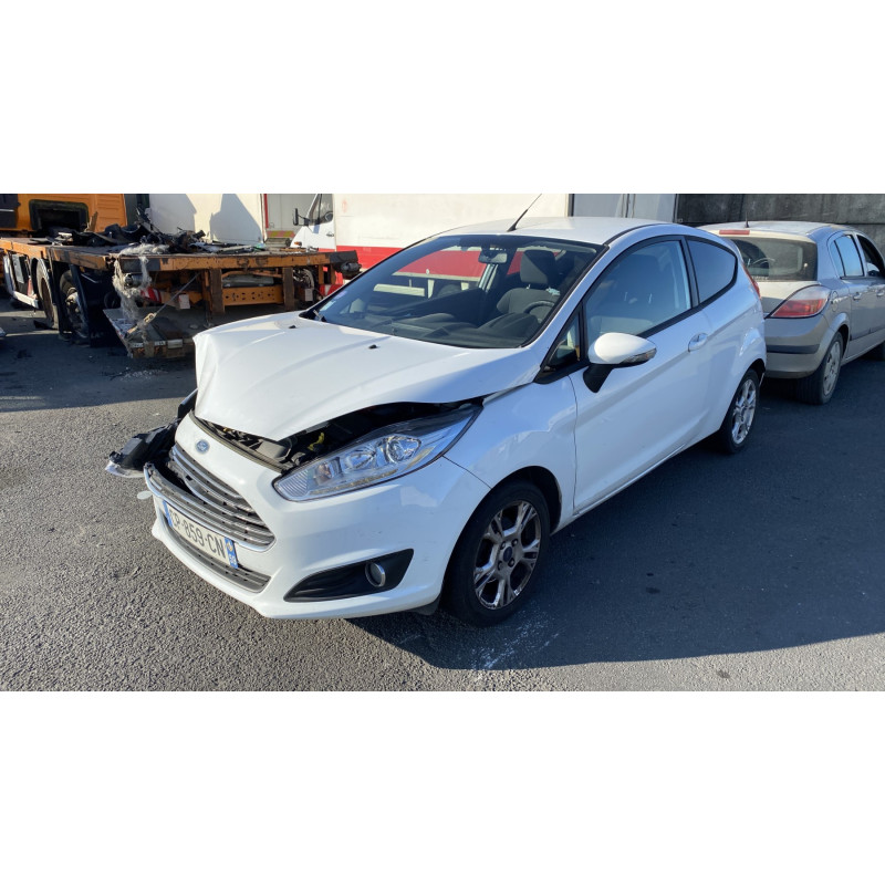 Poignee porte avant droit FORD FIESTA 6 Photo n°4