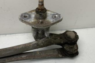 Moteur essuie glace avant MAZDA 323 6