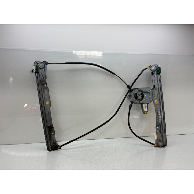Leve vitre electrique avant droit RENAULT CLIO 3 Photo n°5