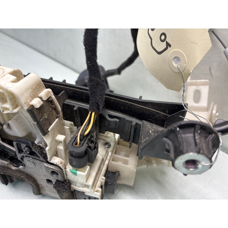 Serrure avant droit FIAT 500X Photo n°1
