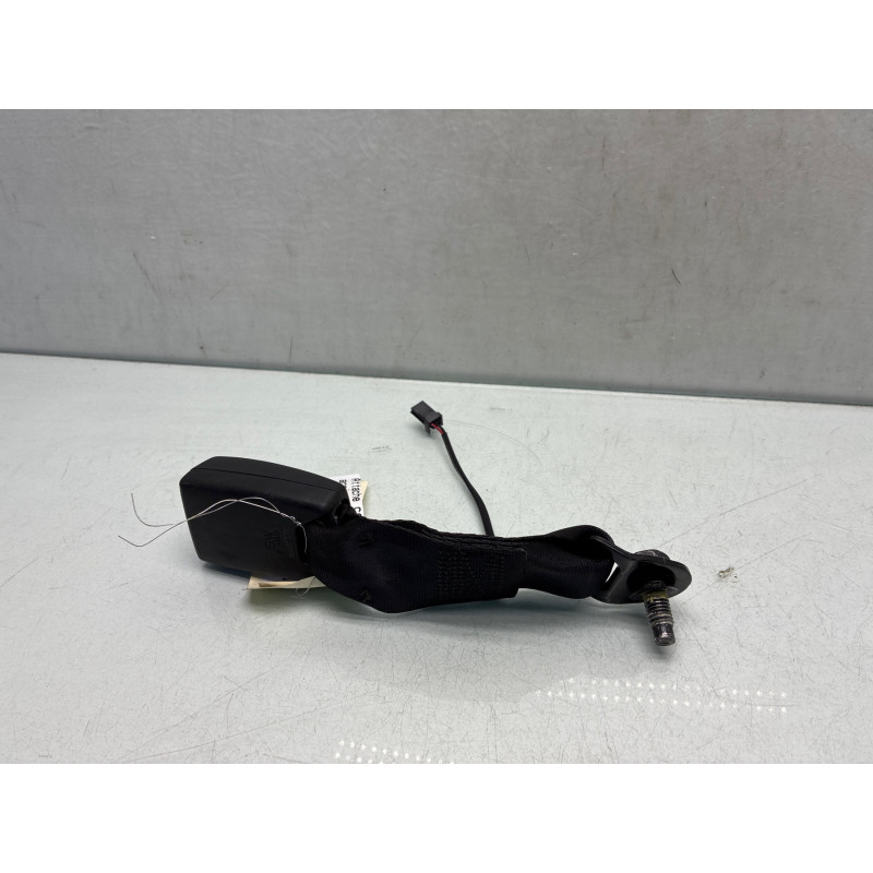 Attache ceinture arriere droit RENAULT CAPTUR 1 Photo n°2