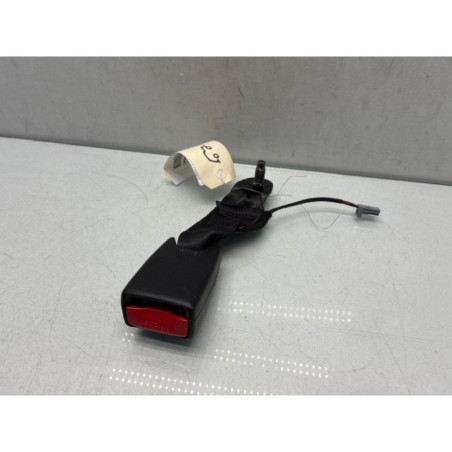 Attache ceinture arriere gauche RENAULT CAPTUR 1 Photo n°1