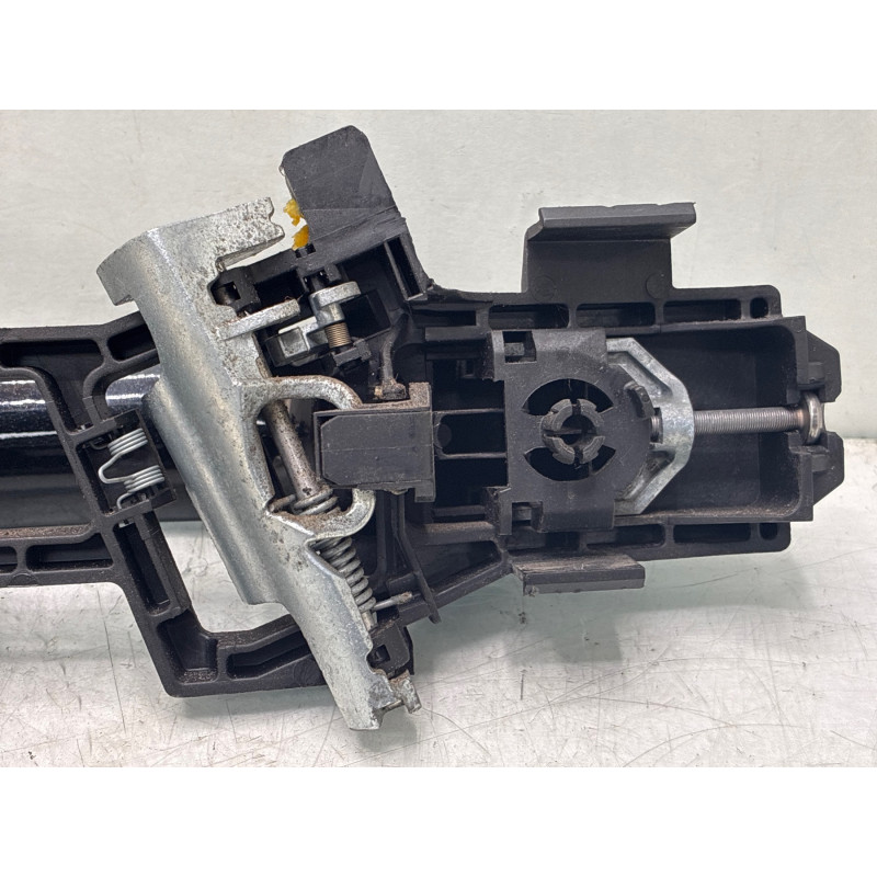 Poignee porte arriere droit FORD FIESTA 6 Photo n°4
